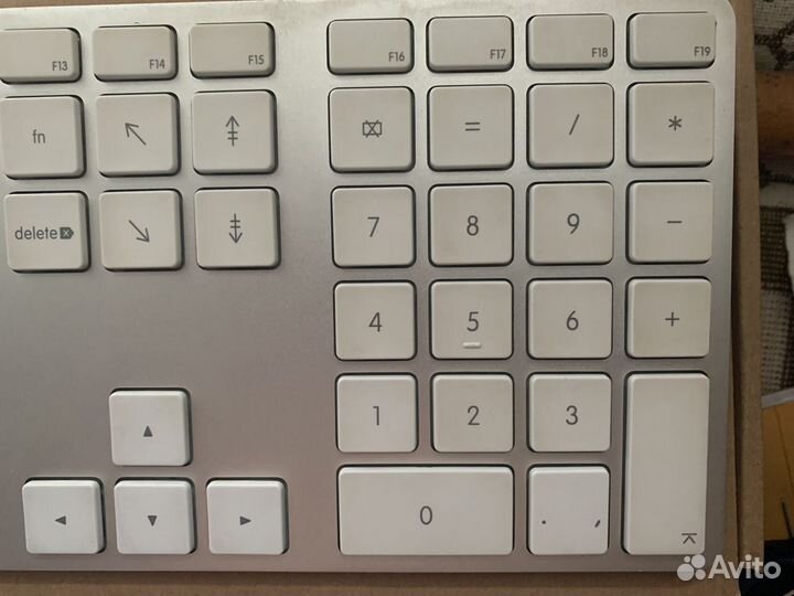 Apple keyboard num+magic mouse+trackpad