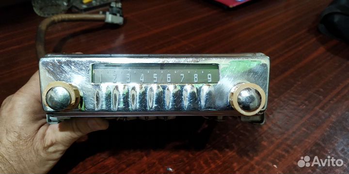 Штатный радиоприемник А-8 на газ -М20 победа