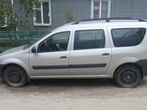 ВАЗ (LADA) Largus 1.6 MT, 2014, битый, 150 000 км, с пробегом, цена 700 000 руб.