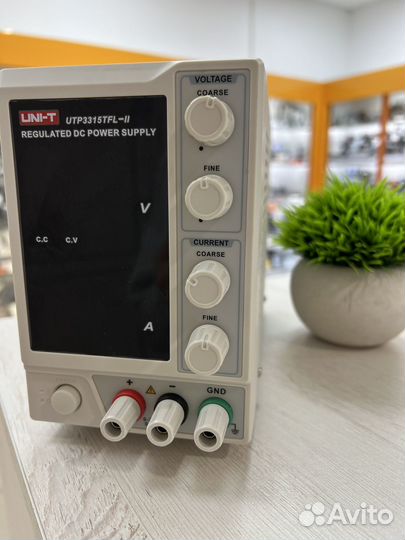 Блок питания лабораторный 30В 5А