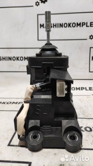 Напольный рычаг переключения передач (в сборе)