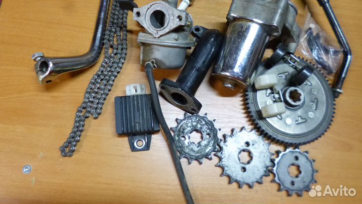 Запчасти на китайские мопеды