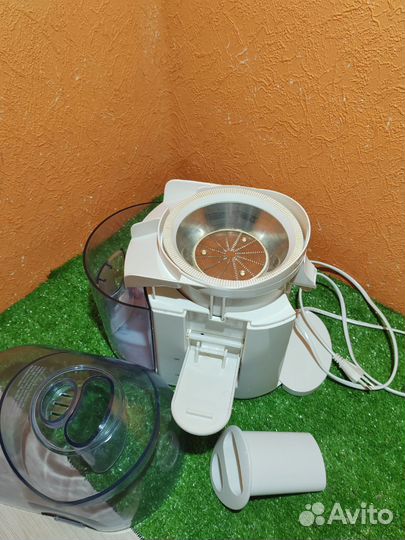 Соковыжималка Saturn ST 1042