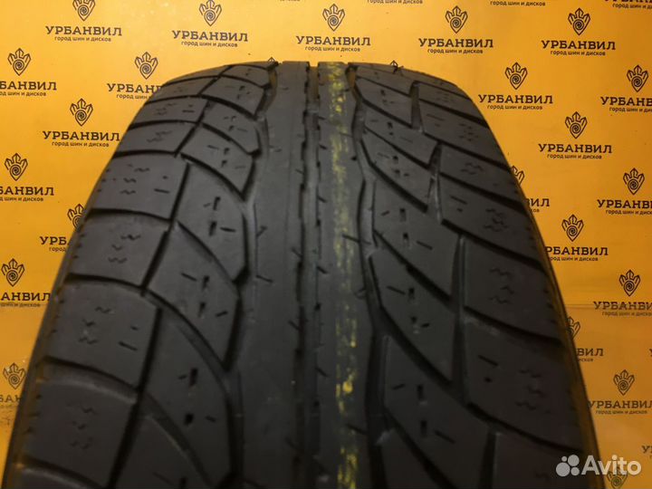 Dunlop Grandtrek ST1 235/70 R16 106H