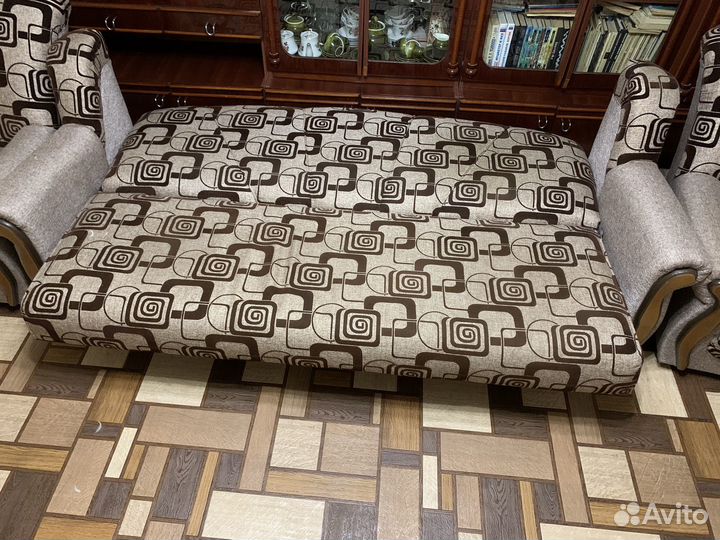 Диван раскладной б/у