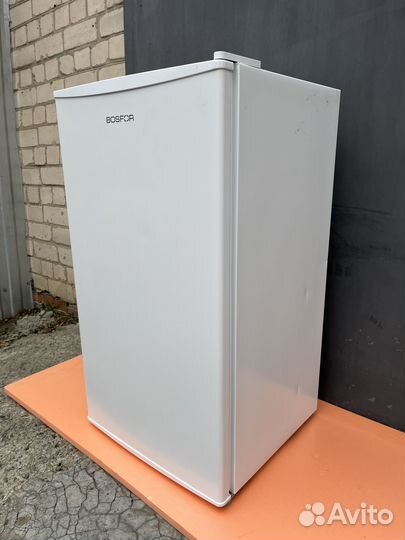Холодильник маленький