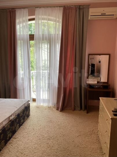 2-к. квартира, 45 м², 2/4 эт.