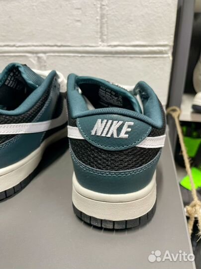 Кроссовки Nike SB Dunk Low