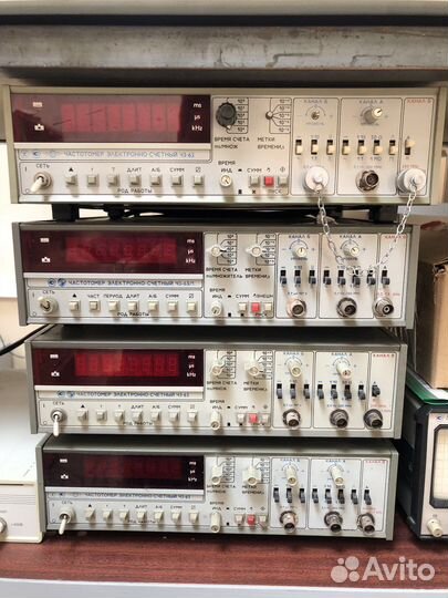 Осциллограф Tektronix 475 Oscilloscope