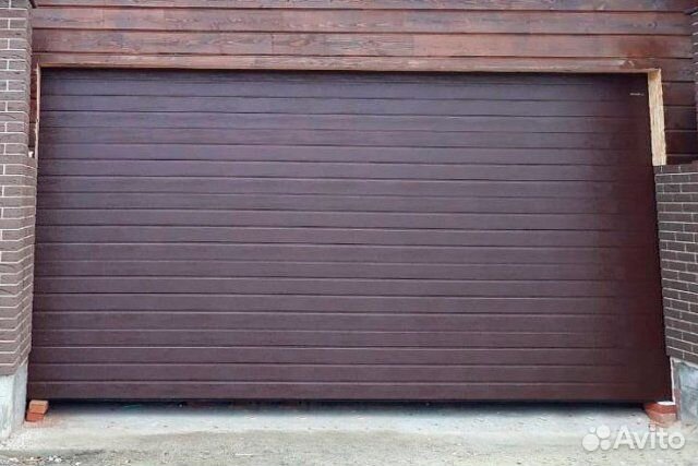 Секционные ворота в гараж