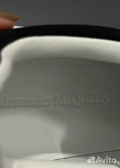 Кеды Alexander Mcqueen белые