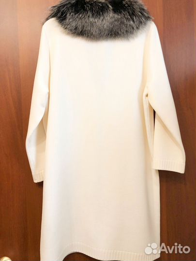 Новый кардиган,размер 48,с нат.мехом