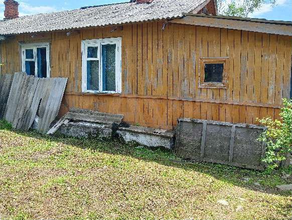 Дом 42 м² на участке 6 сот.