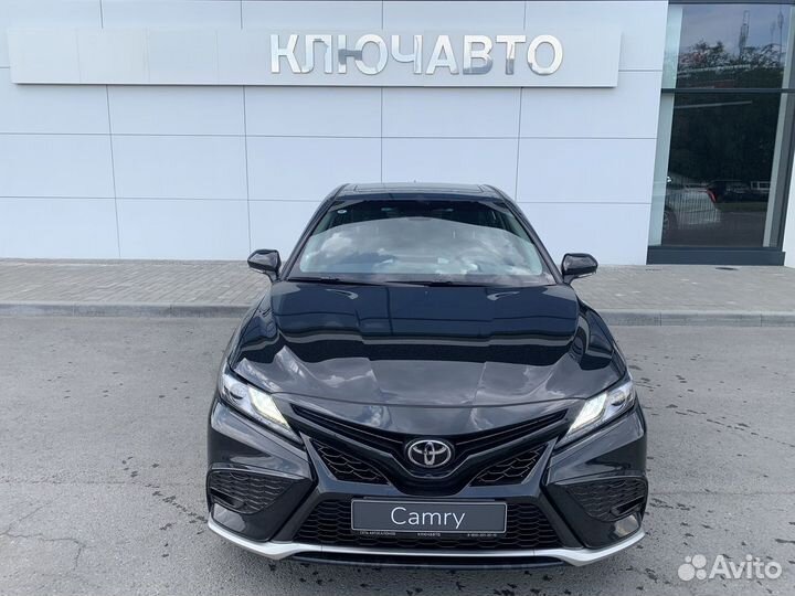 Toyota Camry 2.5 AT, 2023