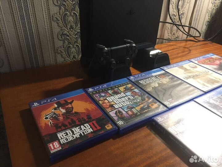 Sony PS4 slim
