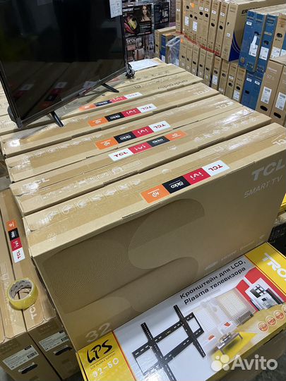 Smart TV32 TCL 81см