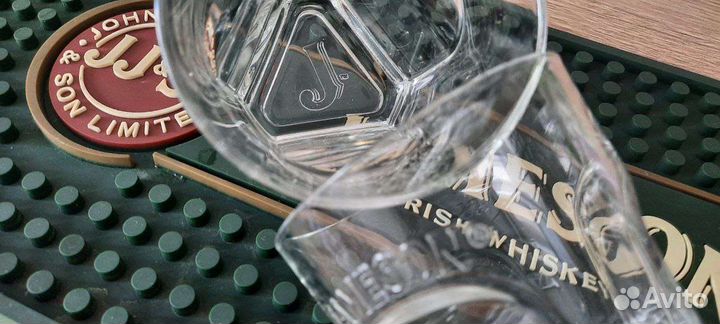 Продаю стаканы