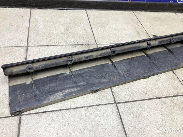 Накладка на порог (наружная) левая Kia Sportage 1