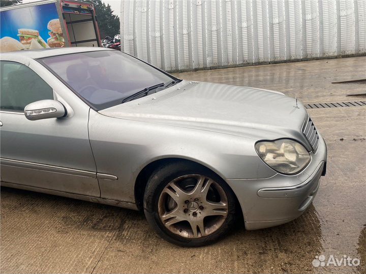 Разбор на запчасти Mercedes S W220
