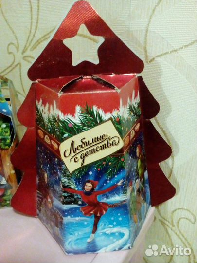 Коробки для новогодних подарков