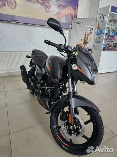 Мотоцикл Bajaj Pulsar 180
