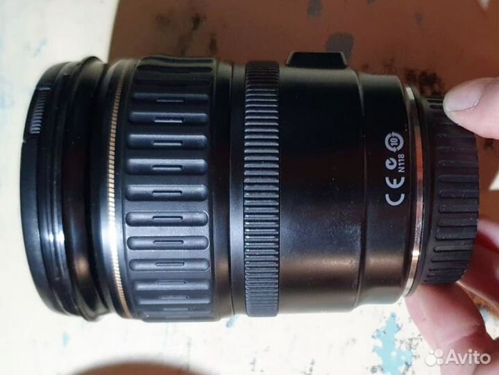 Canon zoom lens EF 28-135mm 1:3.5-5.6 IS