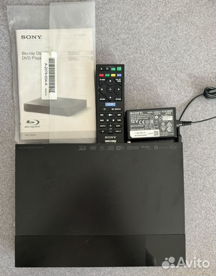 Blu-ray Disc / DVD Player