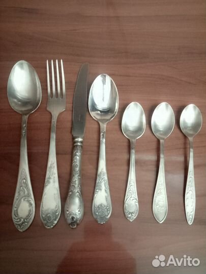 Столовые вилки, ложки, ножи, из мельхиора СССР