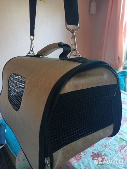 Переноска для кошек и собак