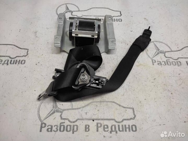 Ремень безопасности передний правый w251 R-class