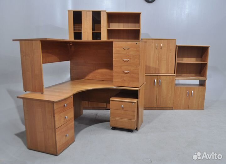 Офисная мебель бу