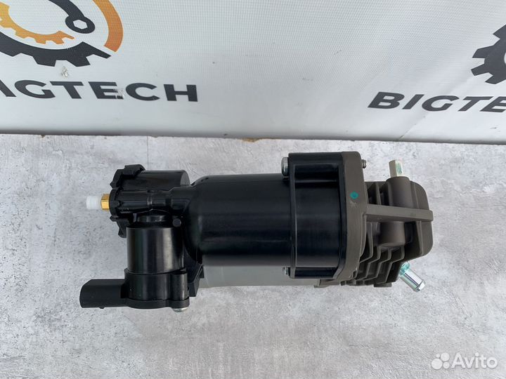 Компрессор пневмоподвески Mercedes W639 A639320040