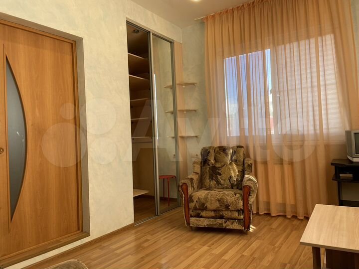 Комната 13 м² в 5-к., 2/3 эт.