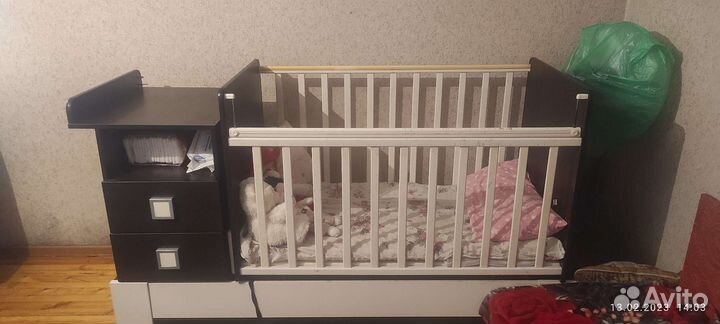 Детская кроватка