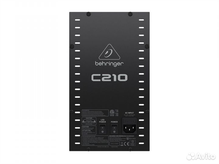 Behringer C210 активная акустика
