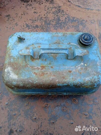 Лодочный топливный бак