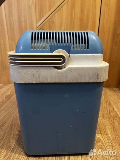 Автохолодильник Coolbox 24v и 220v