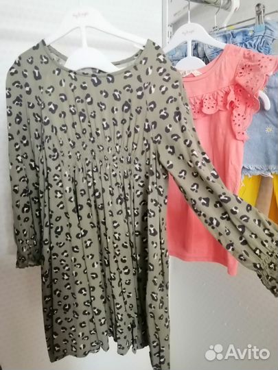 Одежда для девочки пакетом 134/140