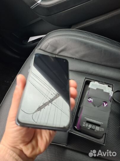 Samsung Galaxy S10e, 6/128 ГБ