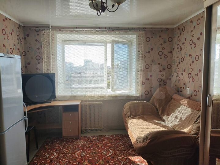 Комната 13 м² в 8-к., 9/9 эт.