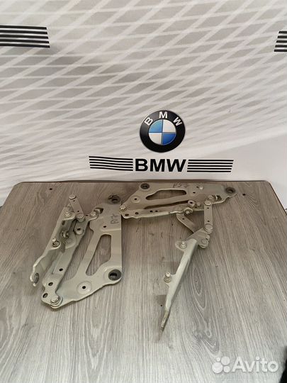 Петля капота левая и правая BMW 5 GT F07