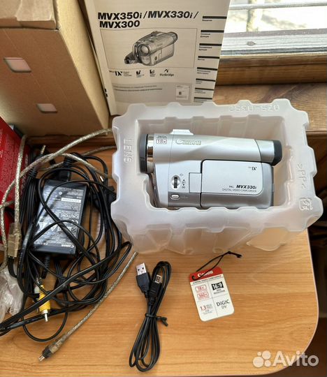 Видеокамера Canon mvx330i