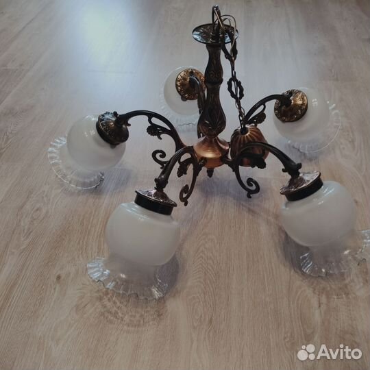 Люстра потолочная