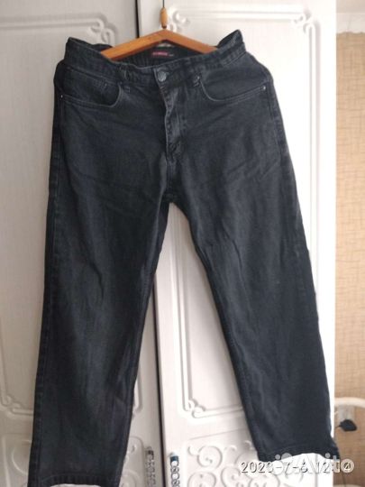 Джинсы