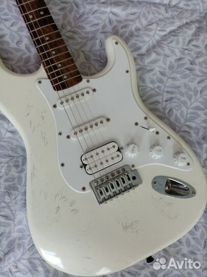 Электрогитара fender squier