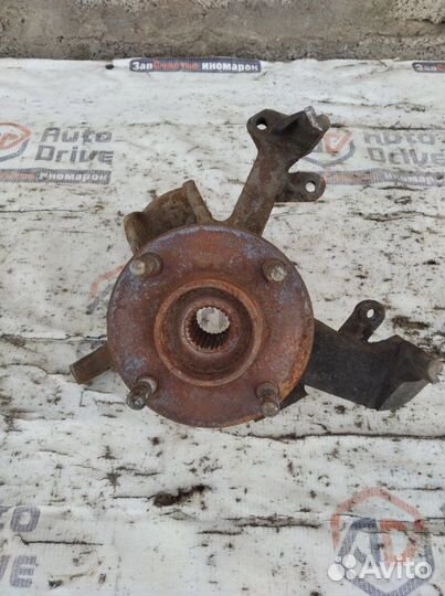 Кулак поворотный передний правый Ford Focus 1 2.0