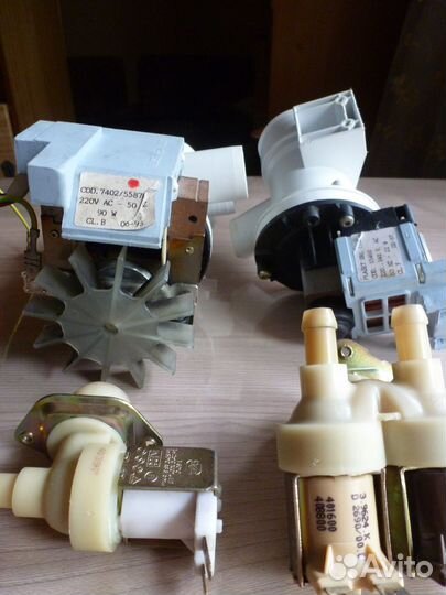 Запчасти для стиральной машинки Аристон