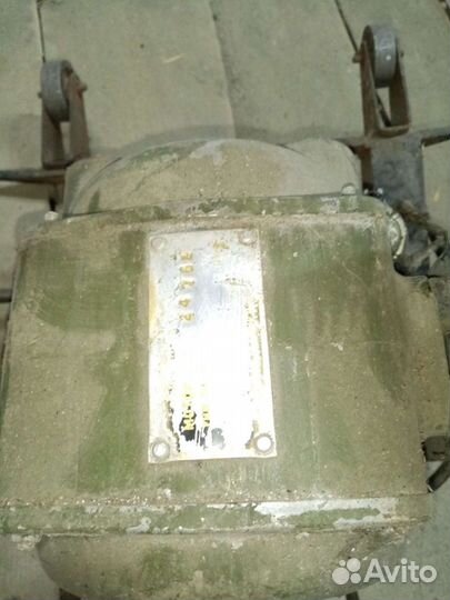 Электродвигатель 220в