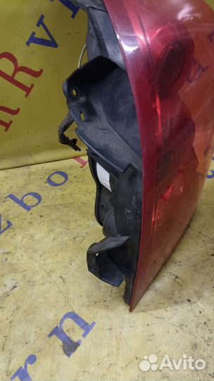 Фонарь задний правый nissan primera p12 хэтчбек