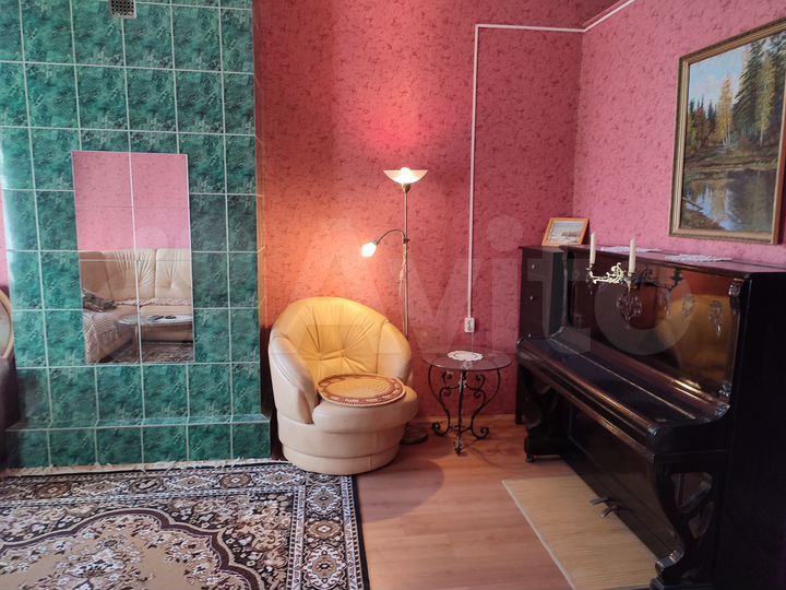 3-к. квартира, 100 м², 2/2 эт.